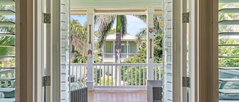 Casa, letti multipli (Outriggers 18- Happy Daze) | Terrazza/patio