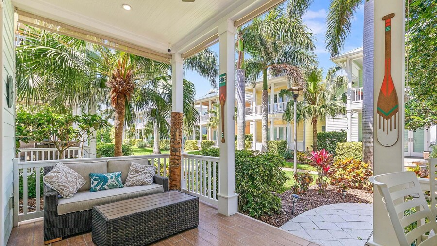 Outriggers 18- Happy Daze