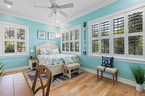 House, Multiple Beds (Outriggers 18- Happy Daze) | 3 bedrooms - Outriggers 18- Happy Daze (New Smyrna Beach)