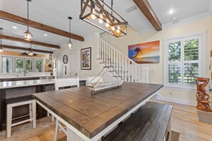 House, Multiple Beds (Outriggers 18- Happy Daze) | Dining - Outriggers 18- Happy Daze (New Smyrna Beach)