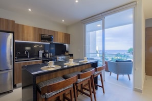 Condo, Beach View | Private kitchen