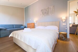 1 chambre, fer et planche à repasser, Wi-Fi, draps fournis