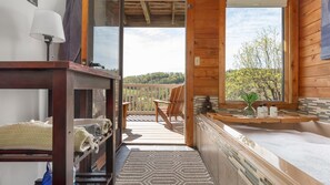 3 Schlafzimmer, Schreibtisch, Bügeleisen/Bügelbrett, kostenloses WLAN