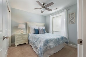 3 Schlafzimmer, individuell dekoriert, individuell eingerichtet