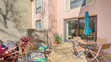 Villa, Multiple Beds, Kitchen (829 Ketch Court) | Outdoor dining