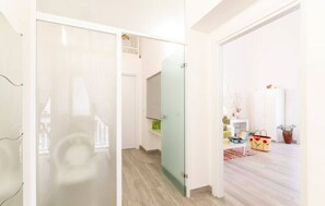 Desk, iron/ironing board, free WiFi