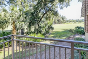 Villa - flere senge - køkken - udsigt til have (467 Plantation Club Villas) | Overnatningsstedets område