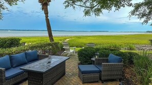 Terrace/patio - 744 Schooner Court at The Sea Pines Resort (Hilton Head Island)