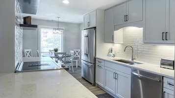 Coffee/tea maker, dining tables