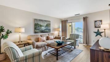 Villa, 1 King Bed, Kitchen (854 Ketch Court) | Living area | 42-inch flat-screen TV with digital channels