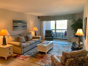Villa, Multiple Beds, Kitchen, Garden View (890 Ketch Court) | Living area | 42-inch flat-screen TV with digital channels - 890 Ketch Court at The Sea Pines Resort (Hilton Head Island)