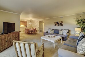 Villa, Multiple Beds, Kitchen, Golf View (924 Cutter Court) | Living area - 924 Cutter Court at The Sea Pines Resort (Hilton Head Island)