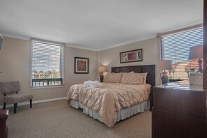 Villa - flera sängar - kök (1044 Caravel Court) | 2 sovrum, individuell inredning, unika möbler och sängkläder