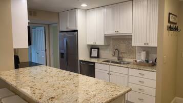 Villa, Multiple Beds, Kitchen, Garden View (922 Cutter Court) | Private kitchen | Coffee/tea maker, dining tables