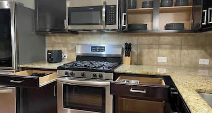 Pool table 4 Kings 5 TVS Near JW Marriott TPC