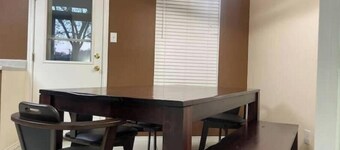 Ultimate 6BR Game Retreat in Phlox Meadow with Pool & Air Hockey