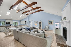 Téléviseur, bureau