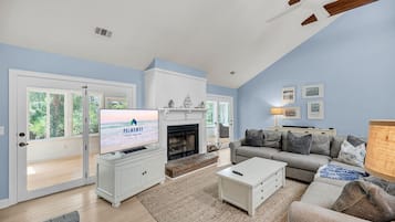 TV, fireplace, offices