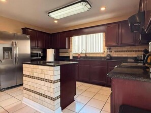 Microwave, stovetop, dishwasher