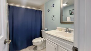 빌라, 침대(여러 개), 주방 (1264 Harbour Town Club) | 욕실 | 타월