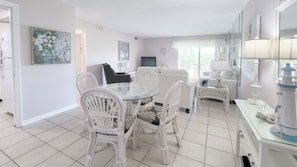 Villa, 1 King Bed with Sofa bed, Kitchen (1805 Bluff Villas) | Living area | 42-inch flat-screen TV with digital channels