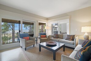 42-tums platt-tv med digitalkanaler