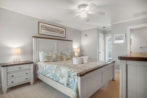 Villa, Multiple Beds, Kitchen, Garden View (1261 Harbour Town Club) | 4 bedrooms, individually decorated, individually furnished, bed sheets