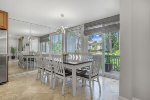 Villa, plusieurs lits, cuisine, vue jardin (1261 Harbour Town Club) | Restauration