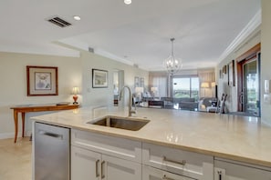 Villa, Multiple Beds, Kitchen (1868 Beachside Tennis) | Interior