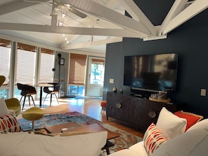 Villa, 1 Queen Bed, Kitchen (2070 Deer Island) | Living area | 42-inch flat-screen TV with digital channels