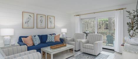 Villa - flera sängar - kök - utsikt mot trädgården (2214 Heritage Villas) | Vardagsrum | 42-tums platt-tv med digitalkanaler