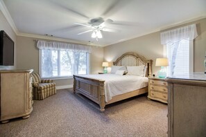 Villa, Multiple Beds, Kitchen, Golf View (2220 Heritage Villas) | 2 bedrooms, individually decorated, individually furnished, bed sheets - 2220 Heritage Villas at The Sea Pines Resort (Hilton Head Island)