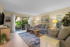 Villa, Mehrere Betten, Küche (2201 Heritage Villas) | Wohnbereich | 42-Zoll-Flachbildfernseher mit Digitalempfang