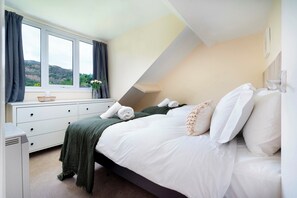 3 slaapkamers, een strijkplank/strijkijzer, wifi, beddengoed