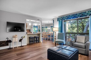 Villa - flera sängar - kök (2316 Racquet Club) | Vardagsrum | 42-tums platt-tv med digitalkanaler