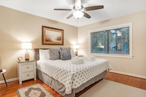 Villa, 1 King Bed with Sofa bed, Kitchen, Golf View (2352 Racquet Club) | 1 bedroom, individually decorated, individually furnished, bed sheets - 2352 Racquet Club at The Sea Pines Resort (Hilton Head Island)