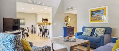 Villa, letti multipli, cucina, vista giardino (2302 Heritage Villas) | Area soggiorno | TV a schermo piatto 42 pollici con canali digitali