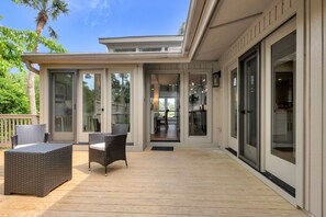 Terrace/patio - 6966 Fairway One at The Sea Pines Resort (Hilton Head Island)