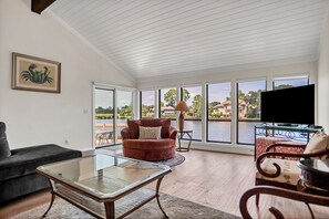 Villa, Multiple Beds, Kitchen (2629 Calibogue Club) | Living area | 42-inch flat-screen TV with digital channels - 2629 Calibogue Club at The Sea Pines Resort (Hilton Head Island)