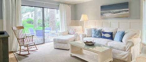 Vila, Beberapa Tempat Tidur, dapur, pemandangan kebun (2290 Heritage Villas) | Area keluarga | Televisi layar datar 42-inci dengan saluran TV digital