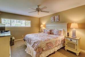 Villa, Multiple Beds, Kitchen, Golf View (2274 Heritage Villas) | 3 bedrooms, individually decorated, individually furnished, bed sheets - 2274 Heritage Villas at The Sea Pines Resort (Hilton Head Island)