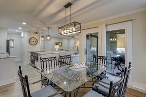 Villa - flere senge - køkken (2313 Racquet Club) | Spiseområde