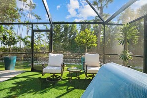 Property grounds - Luxury 3BR Sanibel Retreat | Private Pool, Hot Tub & Walk to Beach (Sanibel)