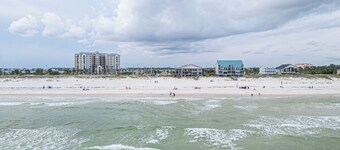 Spacious Perdido Key Retreat: Sand Volleyball, Dock, Gameroom & Beach