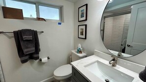 Shower, towels