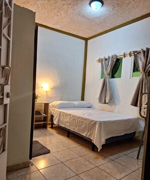 2 dormitorios, wifi gratis, ropa de cama