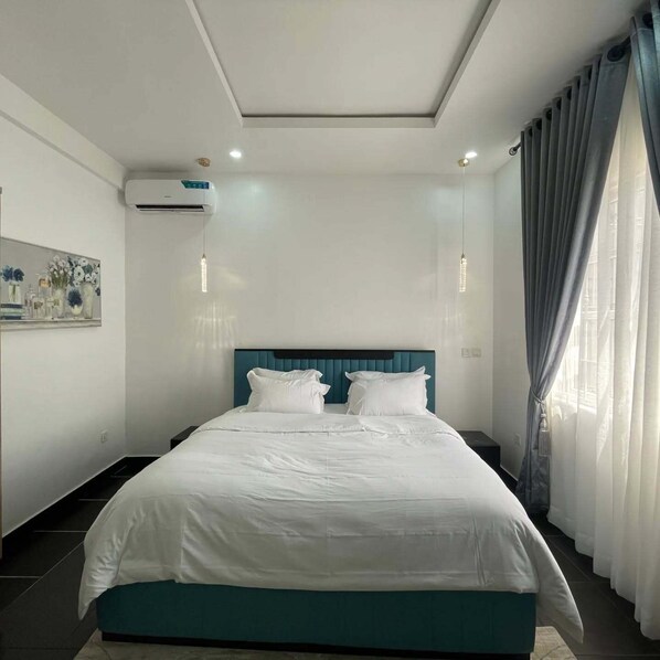 Deluxe Room, Balcony, City View