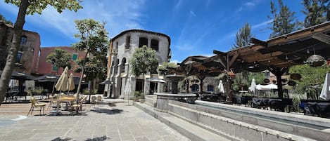 Exclusive Suite | Outdoor dining