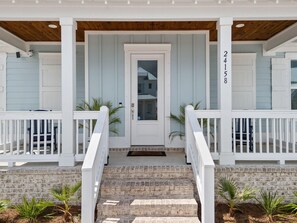Exterior detail - Sugar Shores at Summer Salt (Orange Beach)
