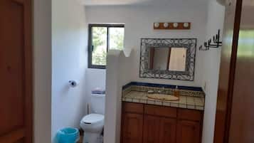 Comfort Apartment, Multiple Beds, Patio, Garden View | Bathroom | Shower